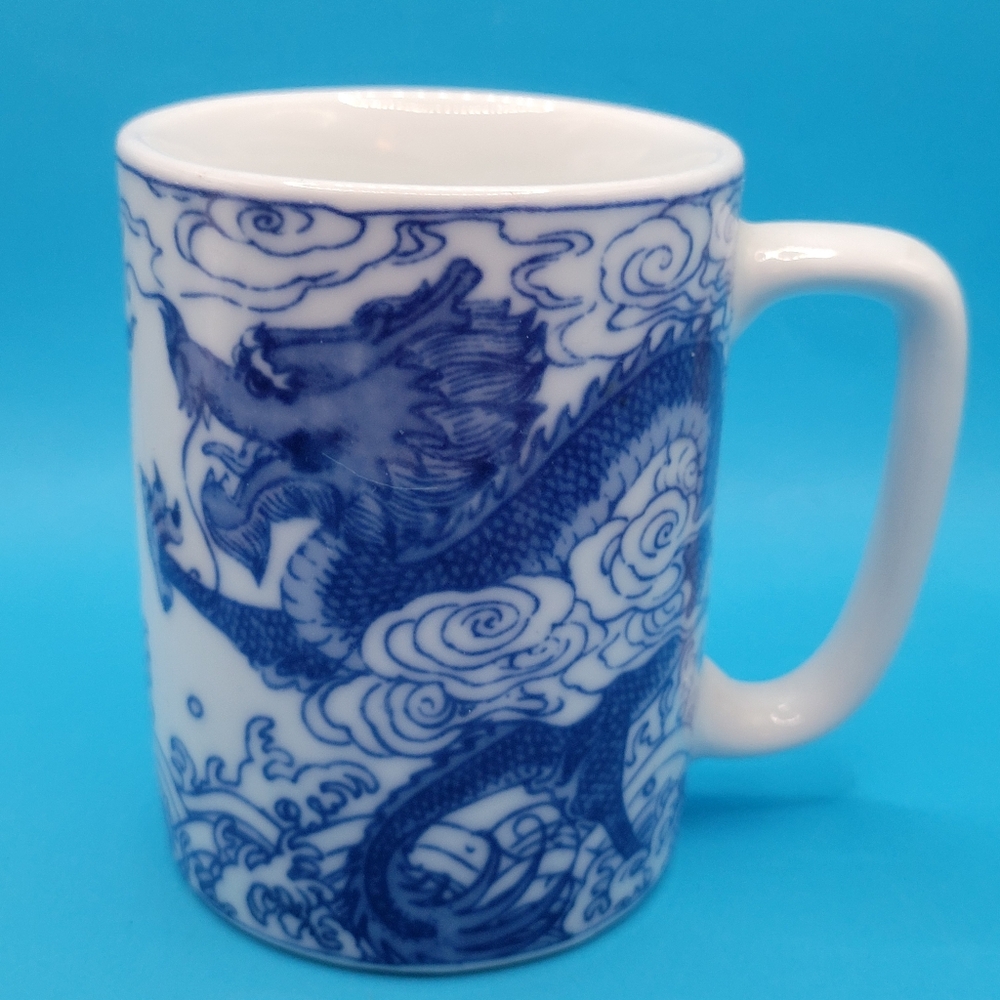 Vintage Asian Blue & White Dragon Mug